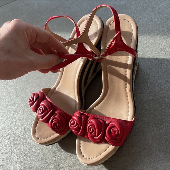 Kate Spade heels. EUC size 8.5 - Picture 8 of 9